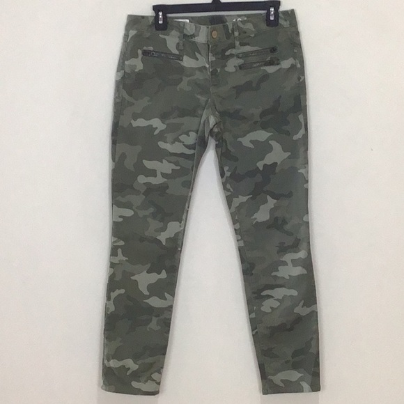 Gap 1969 Always Skinny Camo Pants Size 30R NWOT - Picture 2 of 7